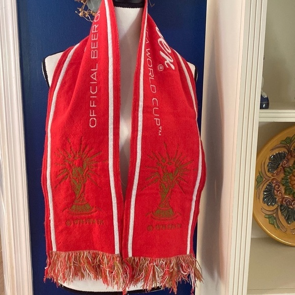 Vintage Rare Budweiser 2010 FIFA World Cup Match Soccer Red Knit Scarf - Picture 1 of 5